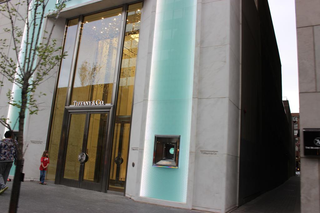 Atlas Suites - Yorkville Furnished Apartments Toronto Exterior photo